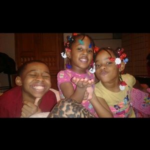 Meet your Posher, Lorielle